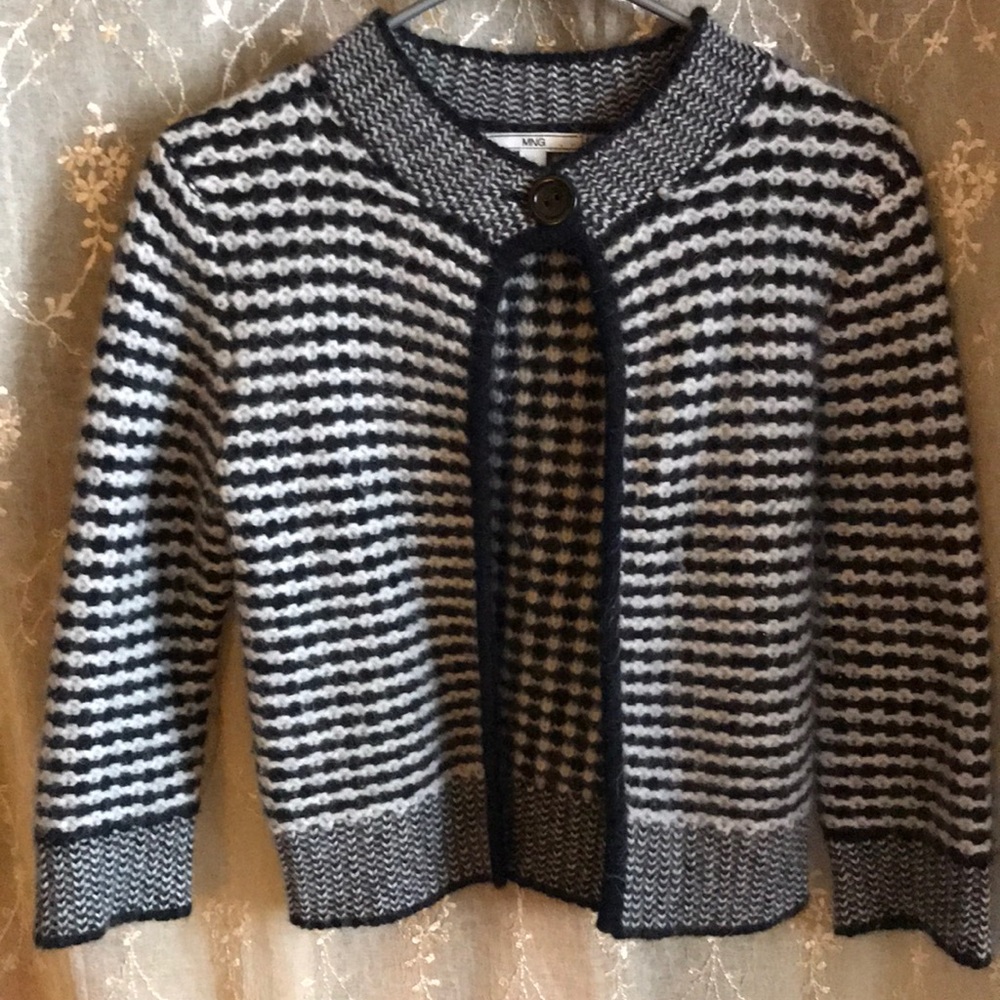 MNG cropped sweater